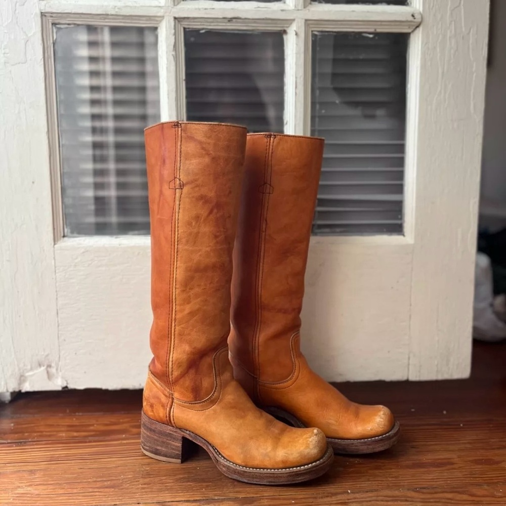 Frye tan campus black label boots